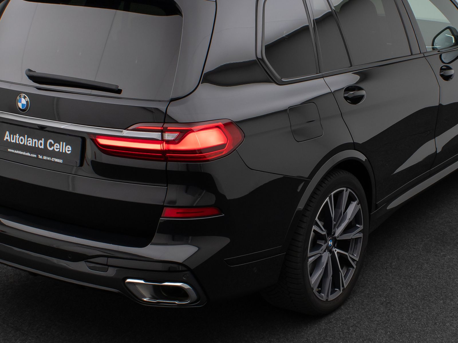 Fahrzeugabbildung BMW X7 xD40d M Sport 360°HUD DAB H/K SoftCl DisplKey