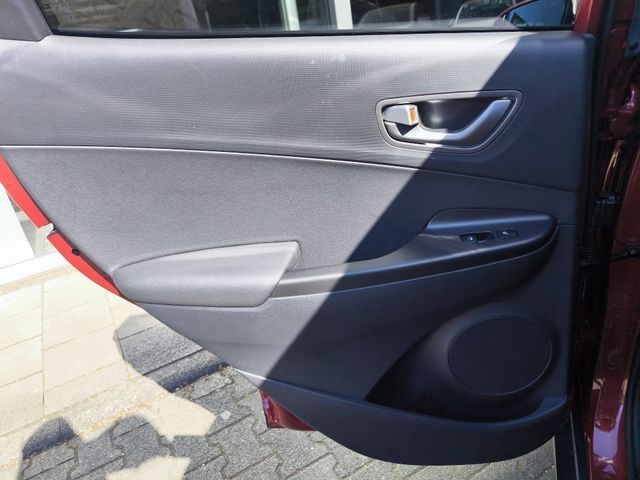 Fahrzeugabbildung Hyundai KONA Elektro Prime NAVI+LED+SHZ+HEAD+KAM+ACC+WP+