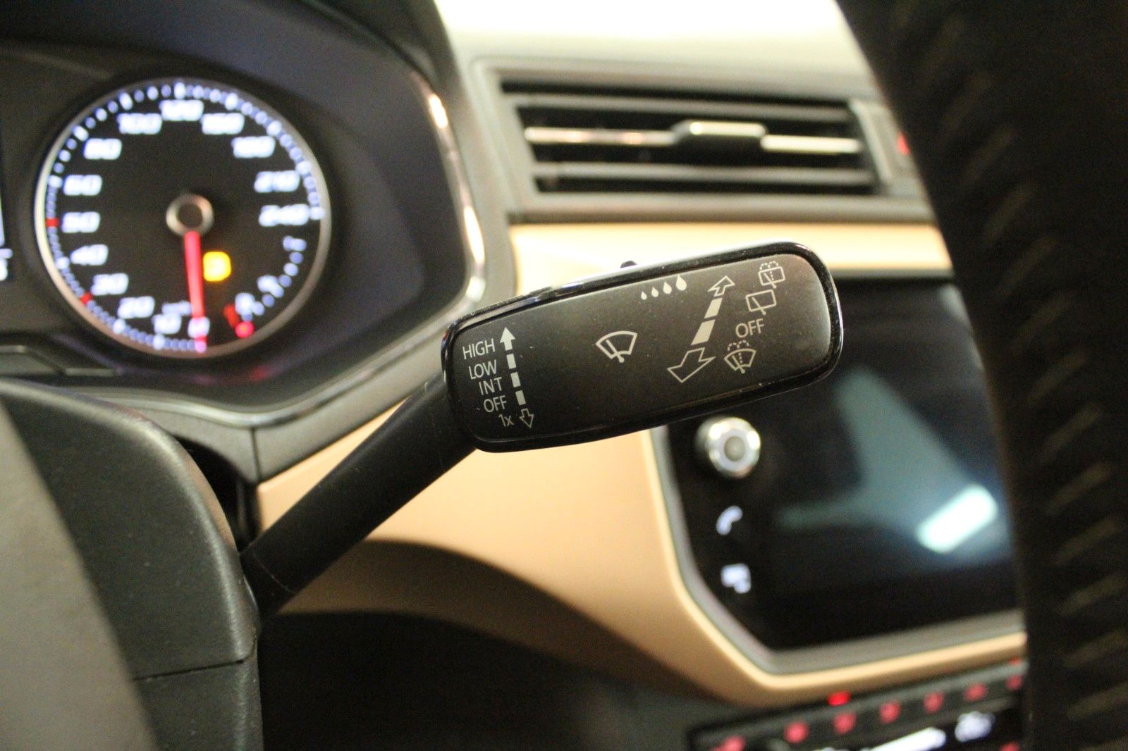 Fahrzeugabbildung SEAT Ibiza 1.0 TSI Excelence *Winter & Sicht Paket