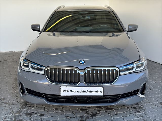 BMW 530e xDr Tour. Luxury Line Laser.Navi.HuD.360°