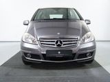 Mercedes-Benz A 170 Avantgarde AUTOM+NAVI+SITZH+TEMP+PDC - Mercedes-Benz A-Class aus 2009