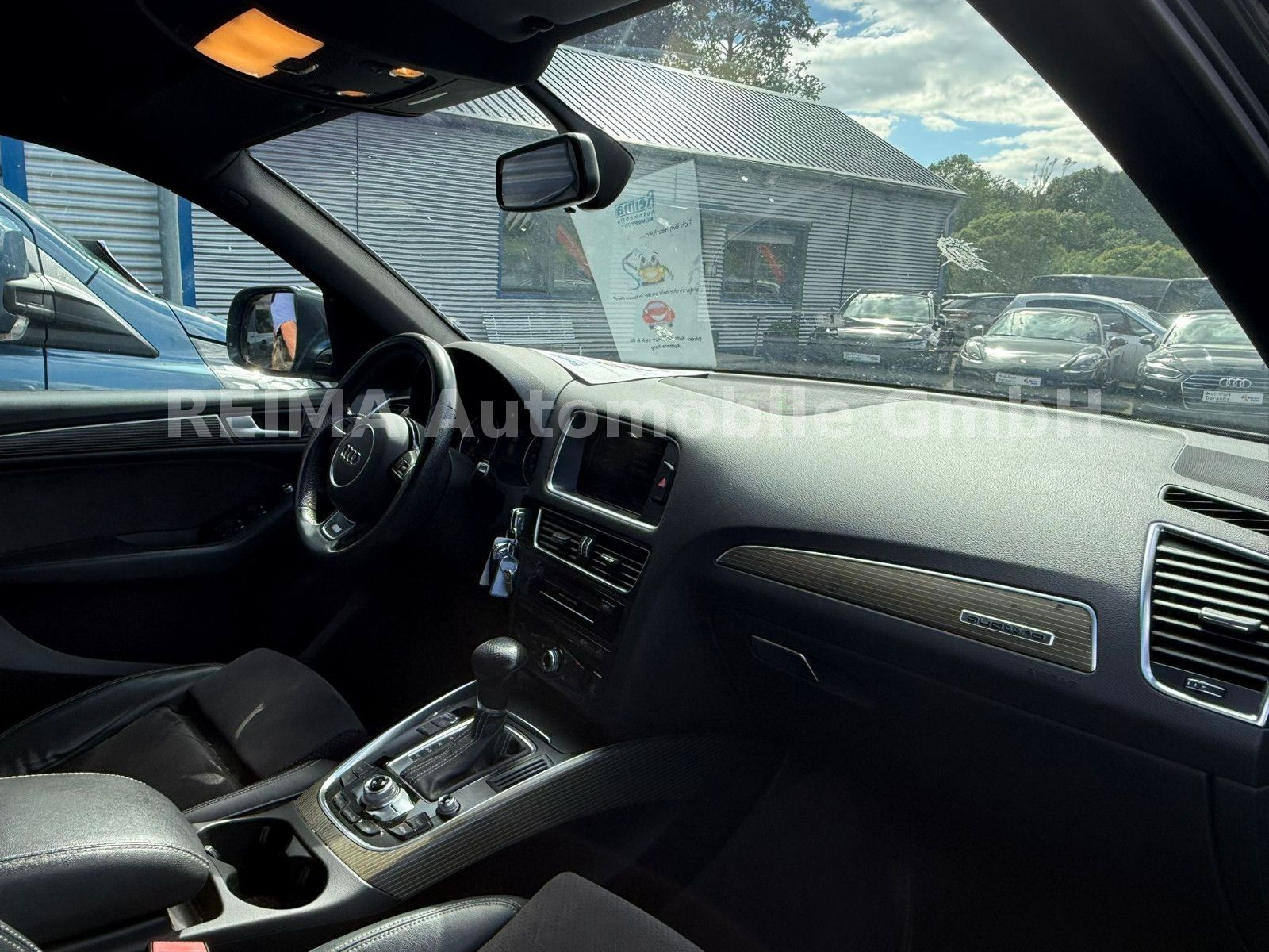 Fahrzeugabbildung Audi Q5 3.0 TDI quattro, S-Line