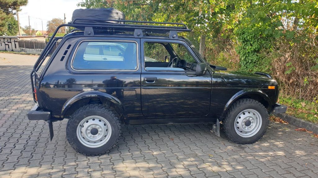 Image of Lada Niva