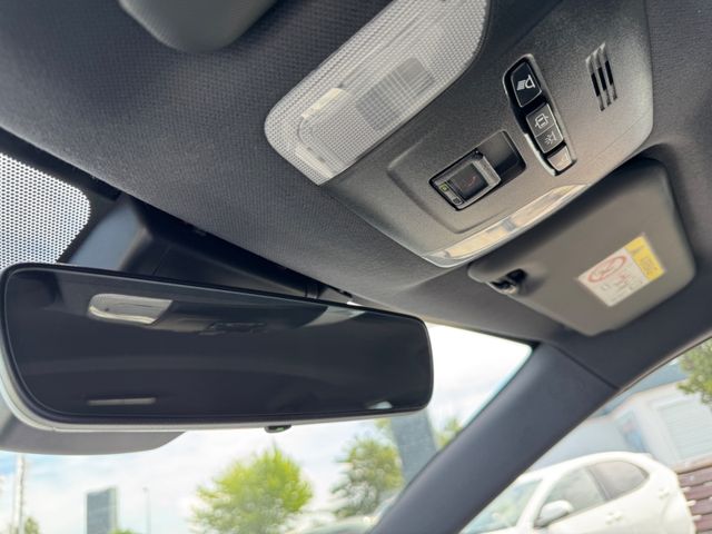 Toyota Corolla  Touring Sports Hybrid Club