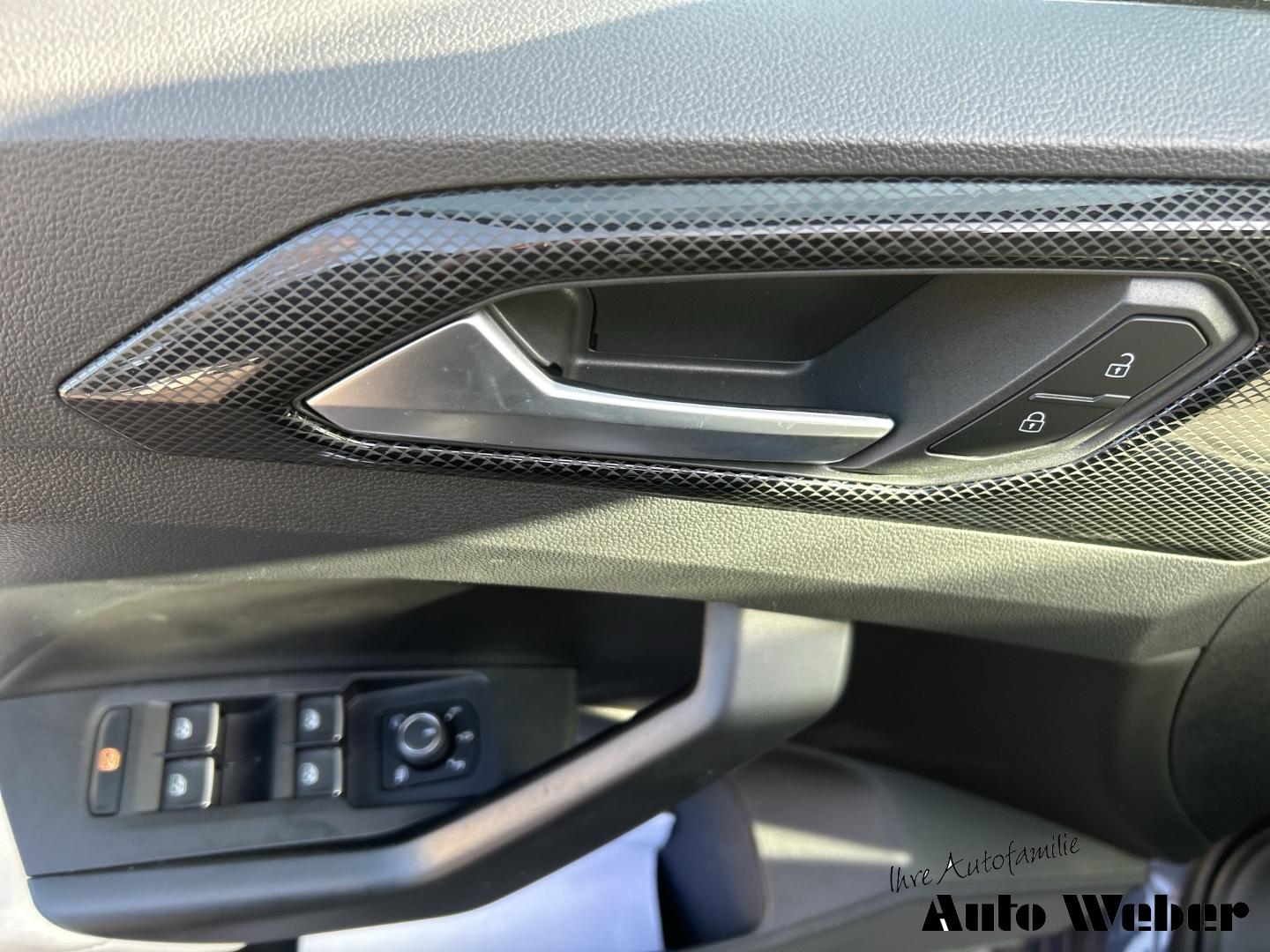 Volkswagen T-Cross 1.0 TSI Style Navi Digi Cockpit LED Appl, миниатюра 15
