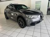 Alfa Romeo Stelvio Super Q4 - Alfa Romeo Stelvio mit Anhängerkupplung