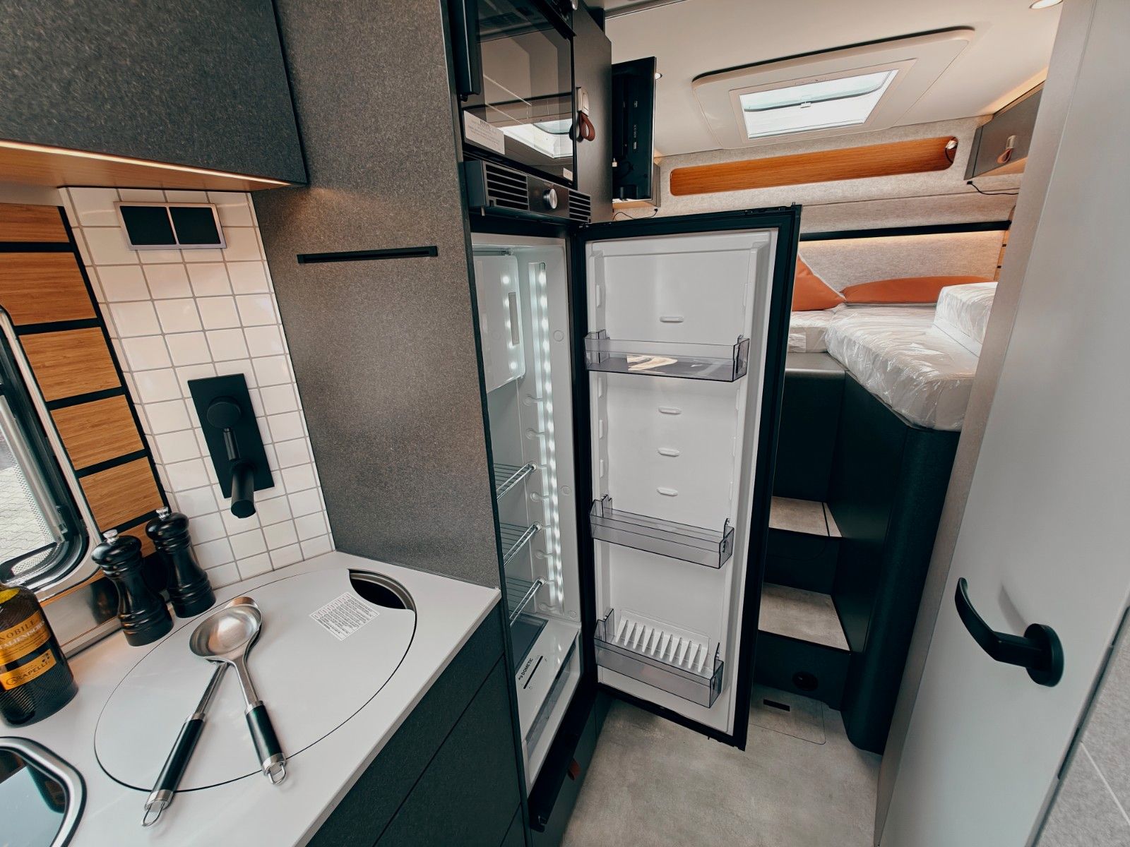 Fahrzeugabbildung HYMER / ERIBA / HYMERCAR ML-T 580 4x4² RSX - SANSIBAR® LTD.