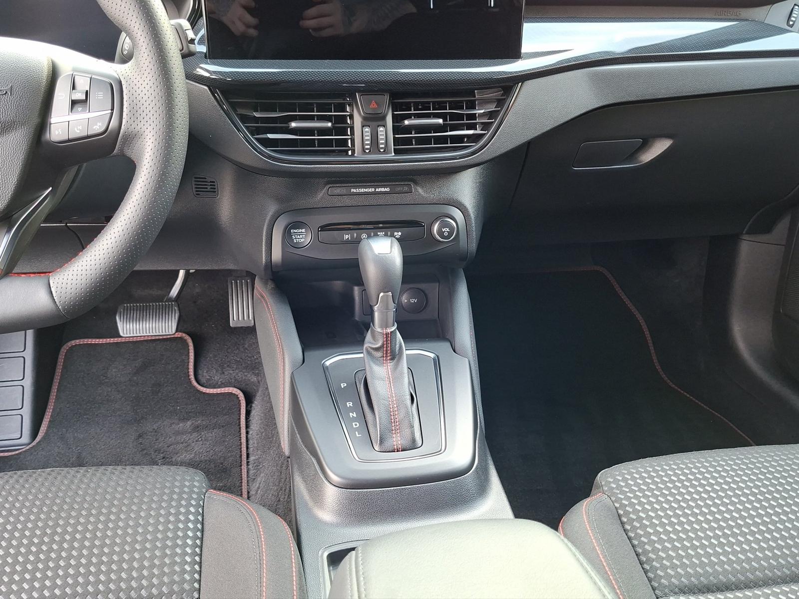 Ford Focus ST-Line X Turnier Aut.*AHK*ACC*HUD*KAM*NAV