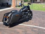 Harley-Davidson Road King Special Jekill and Hyde - Harley-Davidson Road King Special
