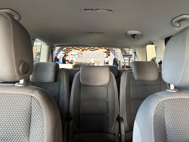 MYAUTOCENTER – Gebraucht- und Jahreswagen mit Werkstattservice in Pfaffenhofen Volkswagen Touran*7-Sitzer*TEMPO*2ZONEN*SitzHZ*PDC*TÜV 528