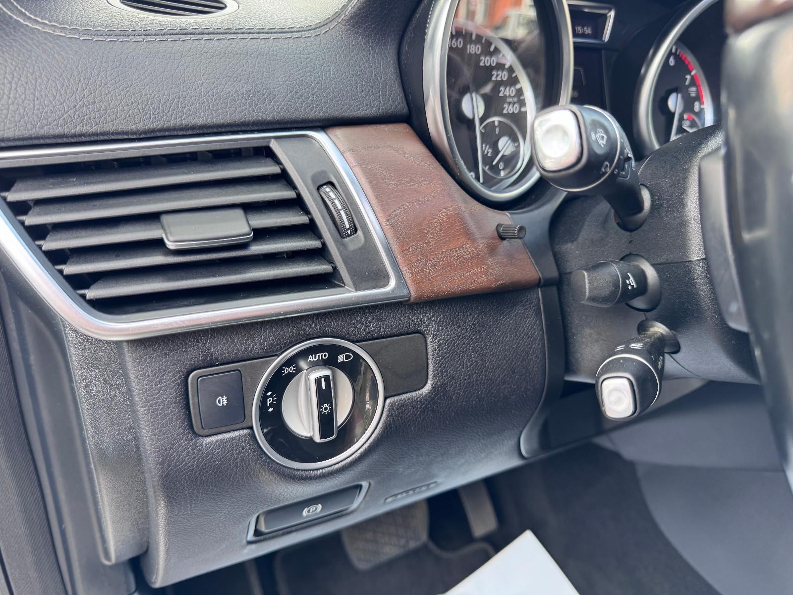 MERCEDES-BENZ GL 500 - 7 places