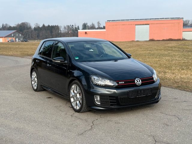 Volkswagen Golf 2.0 TSI GTI Edition 35