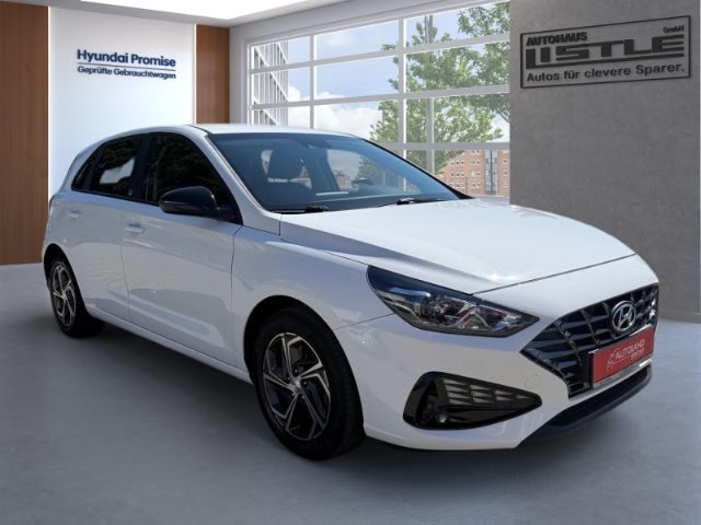 Fahrzeugabbildung Hyundai i30 1.0 Edition 30 +KLIMA+CARPLAY+RFK+PDC+SHZ+UV