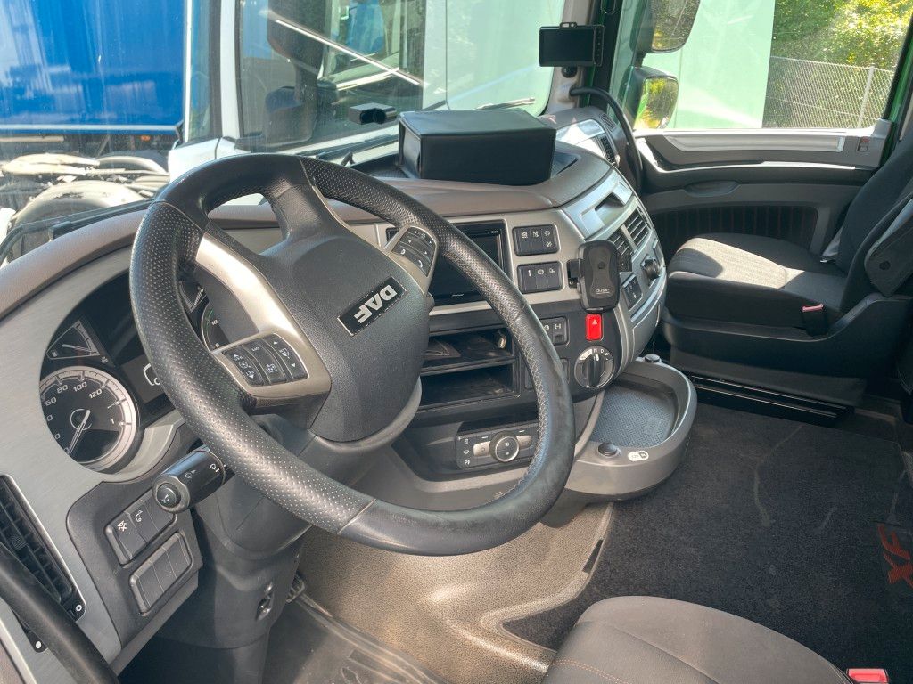 Fahrzeugabbildung DAF FT XF 530 SC PXP, 4x4