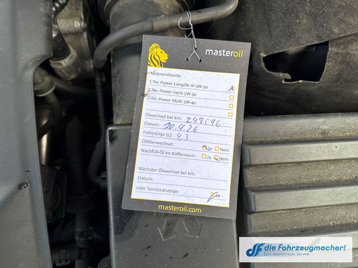 Fahrzeugabbildung Volkswagen Touran Comfortline Navi Dyn. Kurvenlicht *EXPOR