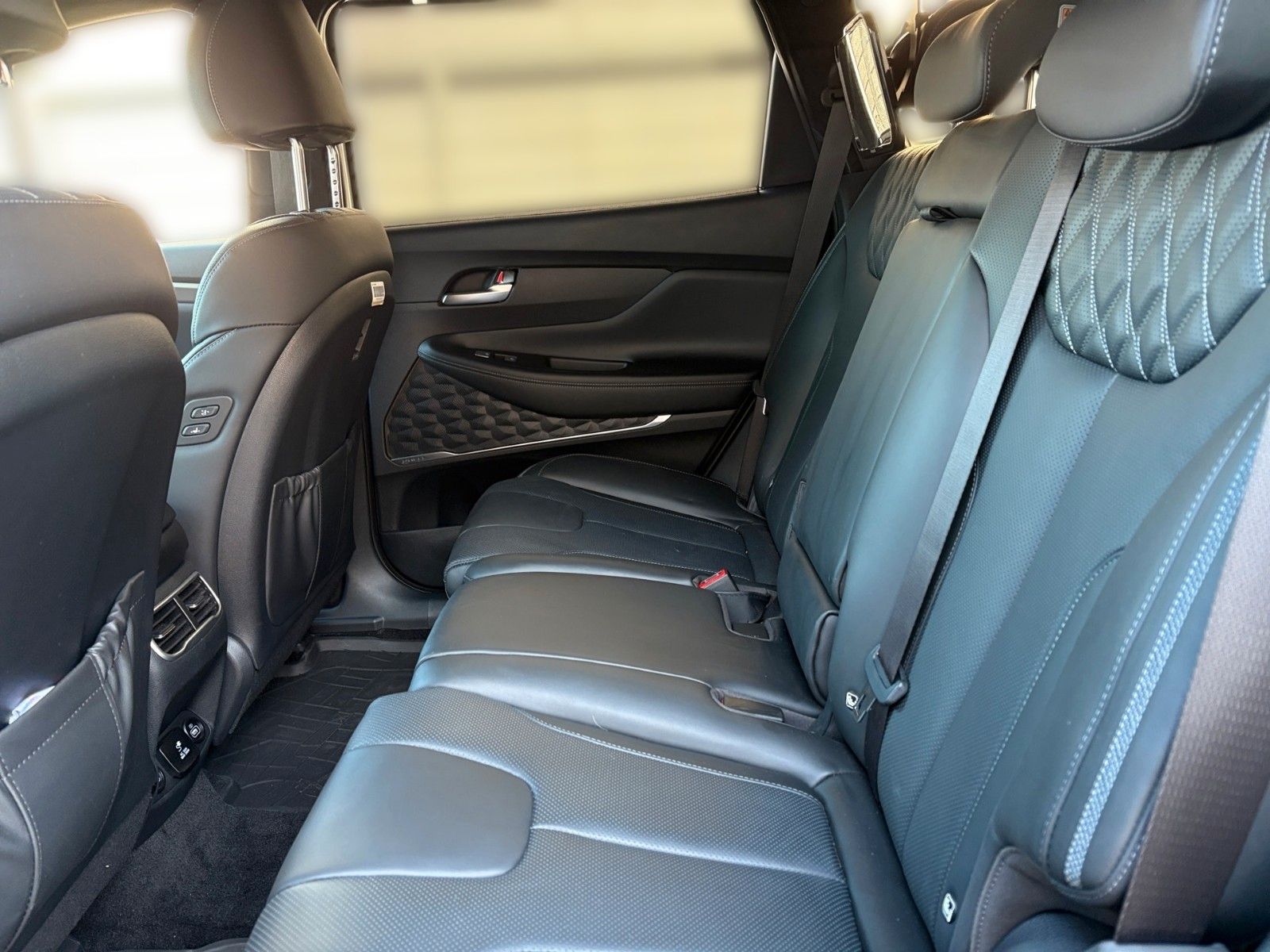 Fahrzeugabbildung Hyundai Santa Fe Signature *ALLRAD*