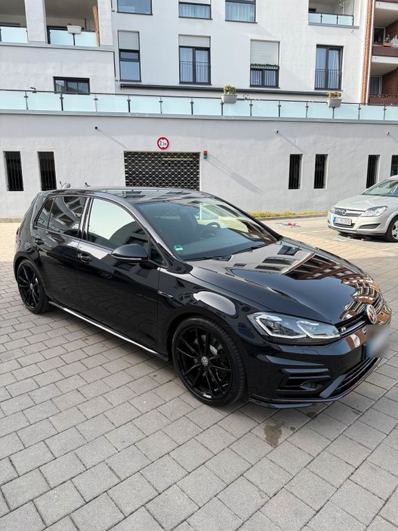 Image of Volkswagen Golf