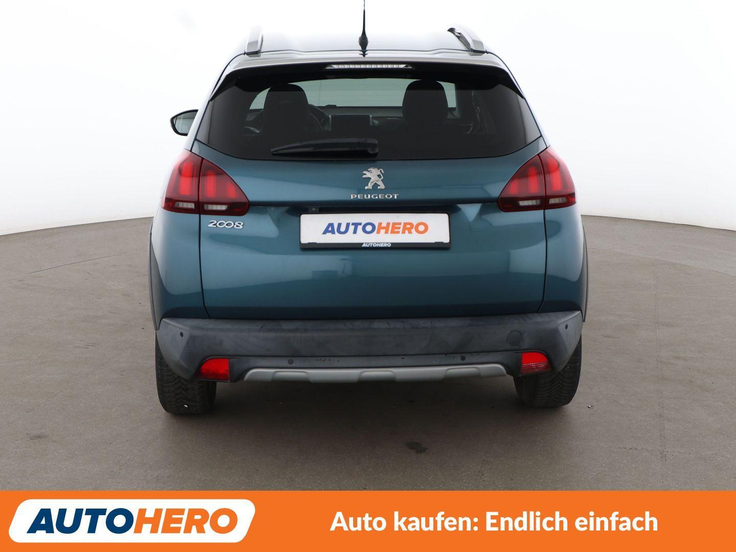 Peugeot 2008 1.2 PureTech Allure*NAVI*TEMPO*CAM*PDC*SHZ*