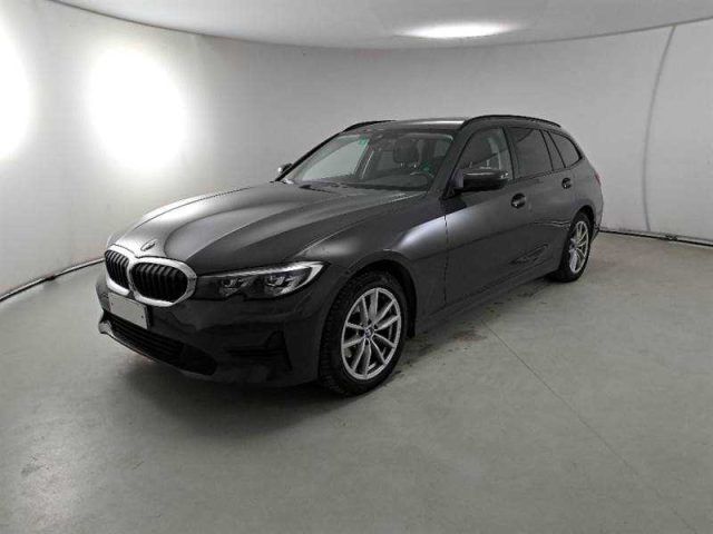 BMW 320 d 48V Touring Business Advantage