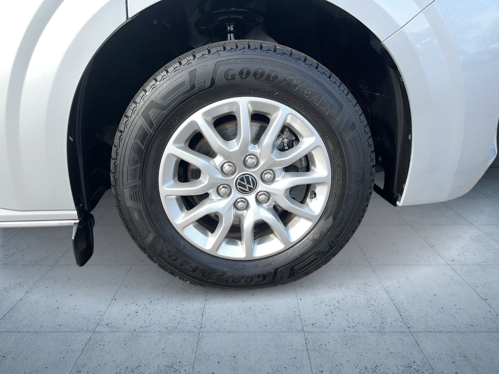 Volkswagen T7 Caravelle - Bild 10