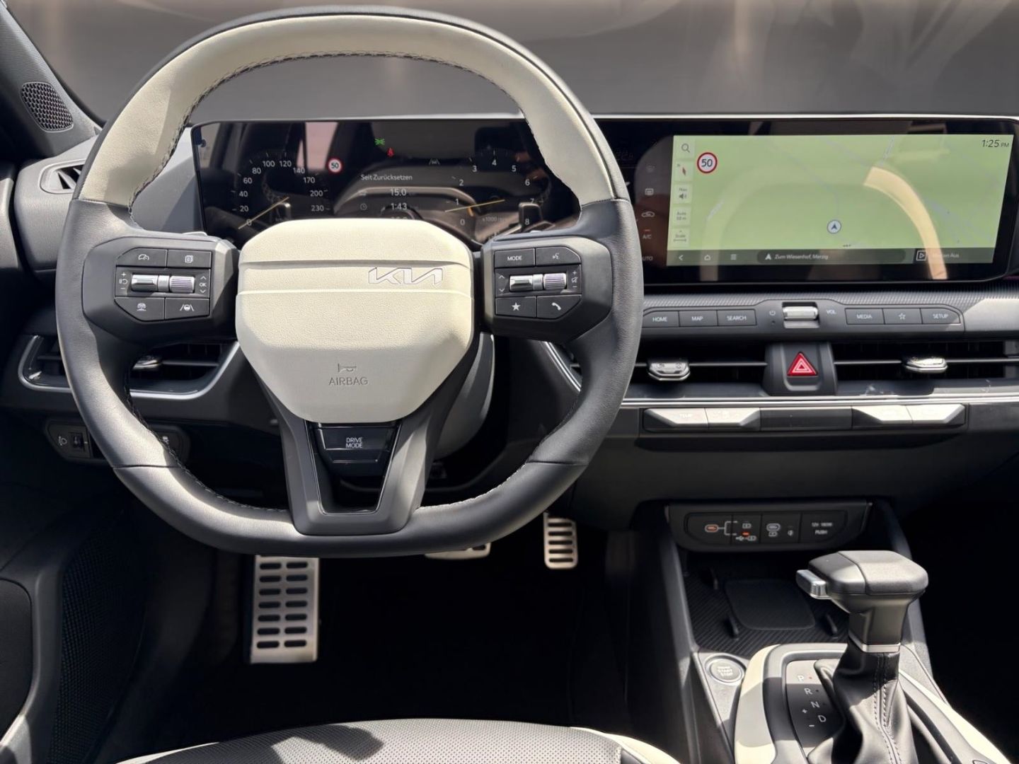 Fahrzeugabbildung Kia K4 SW 1.6 T-GDI 132 kW GT-Line HUD Navi Digitale