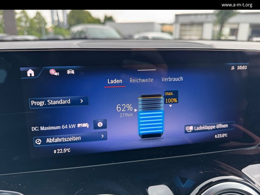 MERCEDES-BENZ EQB 300 4M Progr.Adv.*AHK*Totwinkel*Sound*Winter
