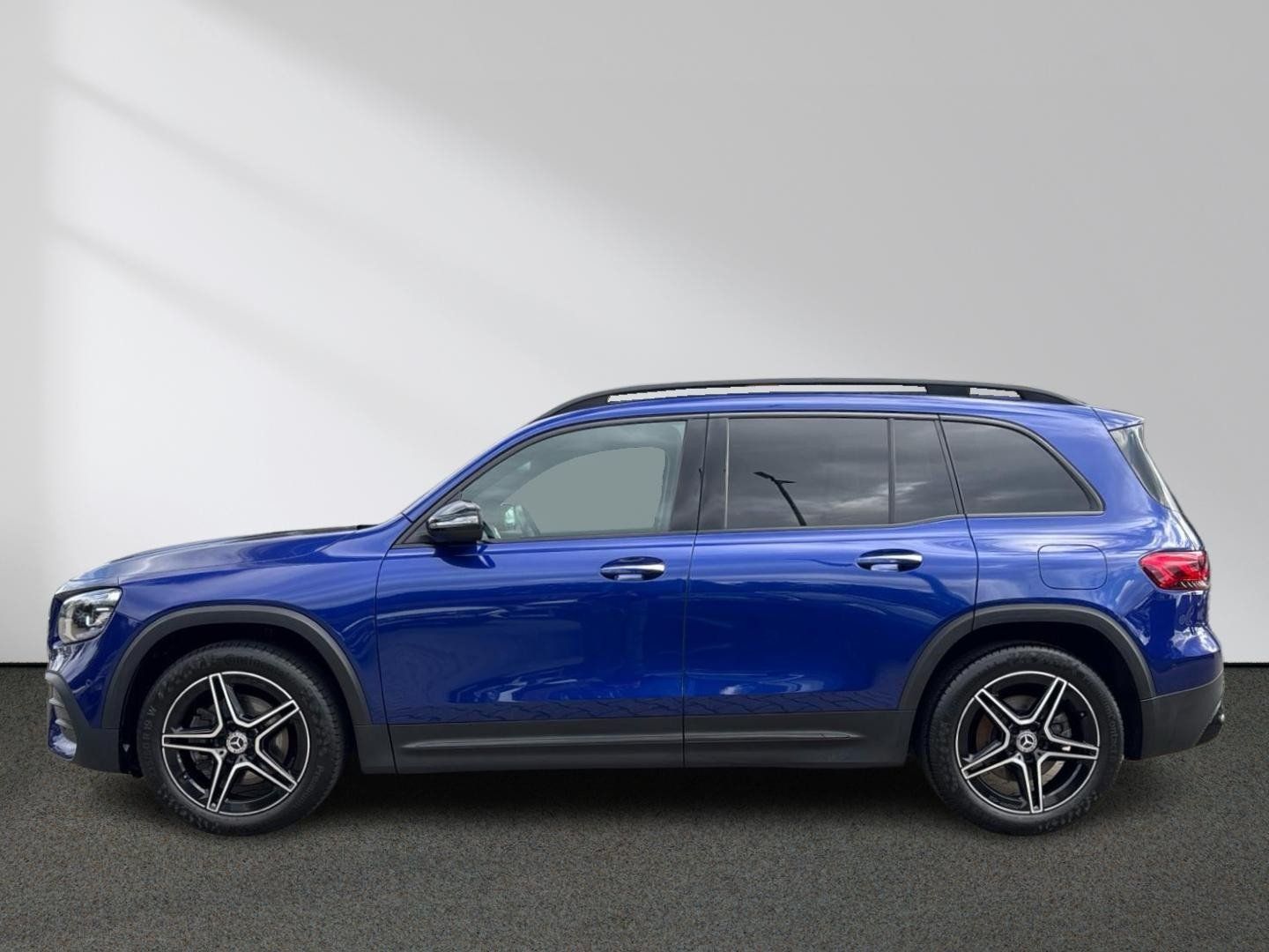 Mercedes-Benz GLB 220 d 4M AMG Line Night Burmester HeadUp AHK imagem 3
