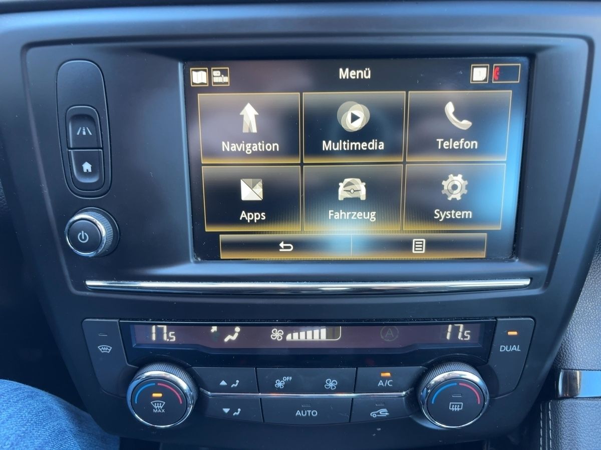 Fahrzeugabbildung Renault Kadjar LIMITED Deluxe TCe 140 GPF SHZ Navi GJR