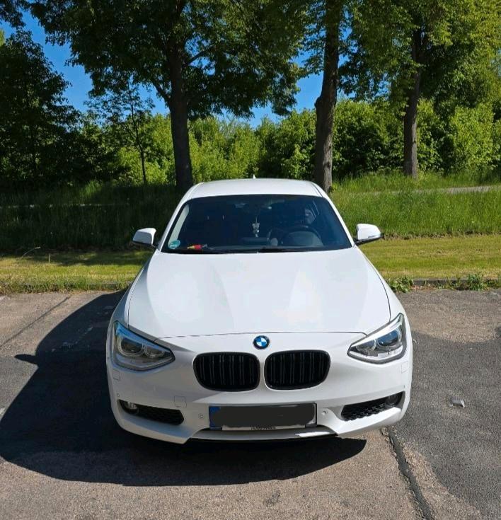 BMW 116 2012 — interior