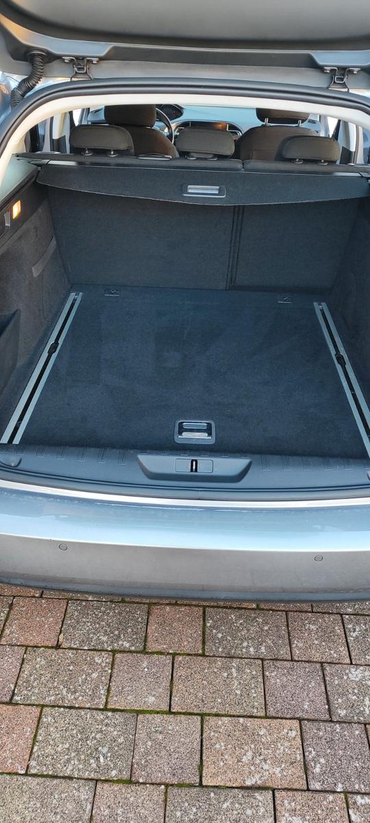 Peugeot 308 2015 — photo 11
