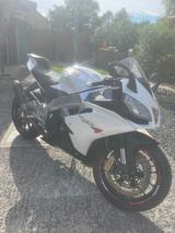 Aprilia RSV 4 Scheckheft sehr gepflegt  - APRILIA MOTORRAD