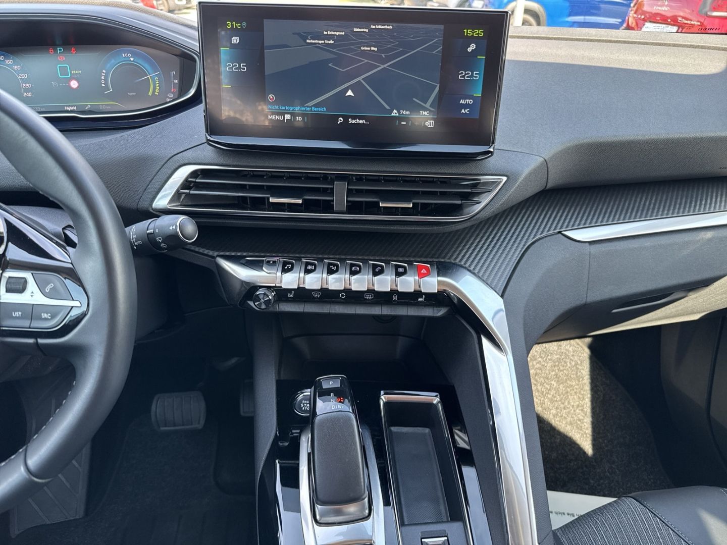 Fahrzeugabbildung Peugeot 3008 Allure Plug-In Hybrid 225 e-EAT8 Navi SHZ