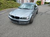 BMW Bmw e46 330i - BMW 330 Limousine E46 330i mit Benzin-Antrieb