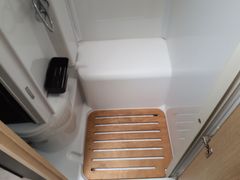 Sunlight T 67 Adventure Edition, Einzelbetten und Hubbett