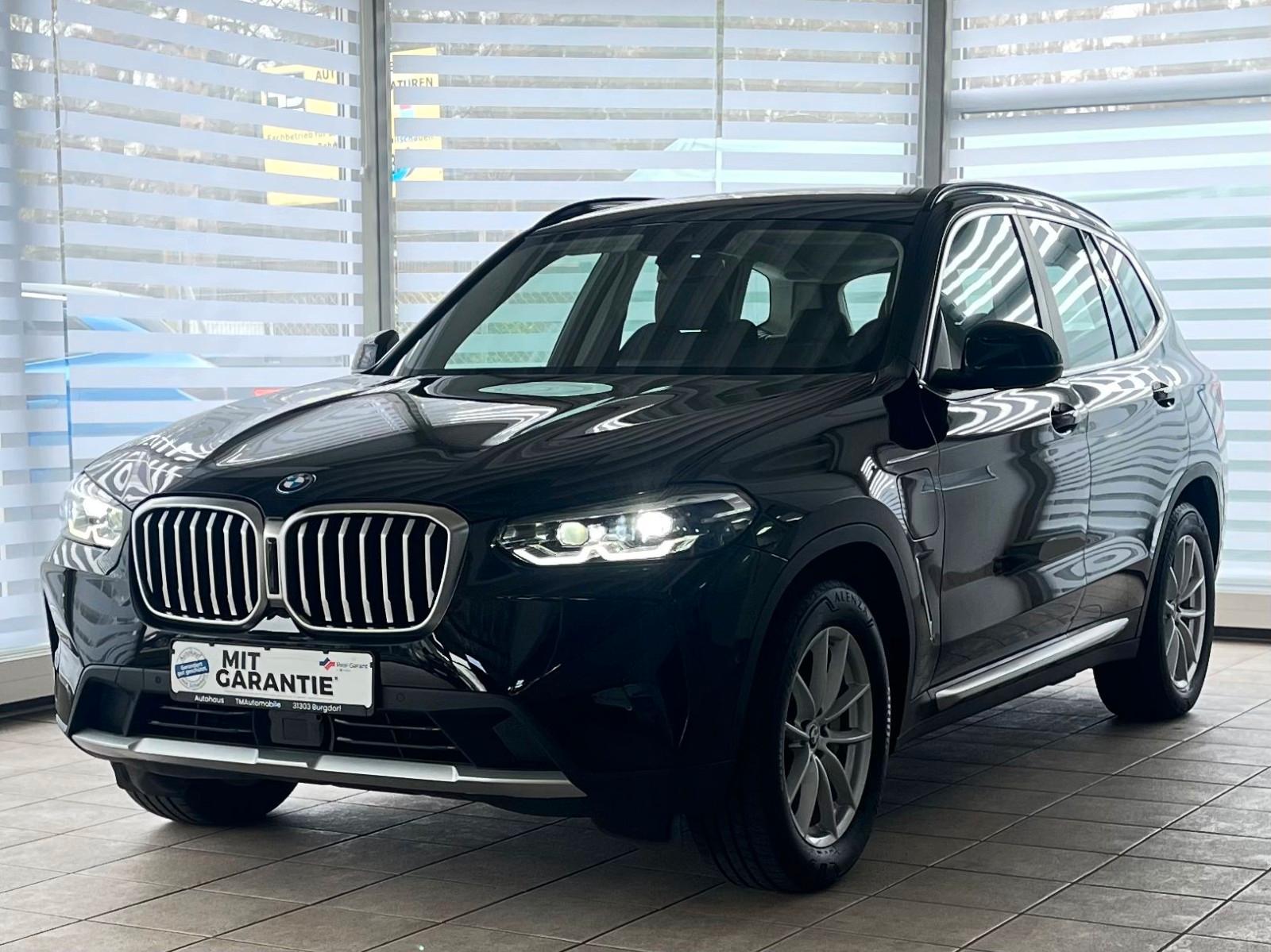 BMW X3 xD30e KAMERA AHK Sportsitze DriveAssist.