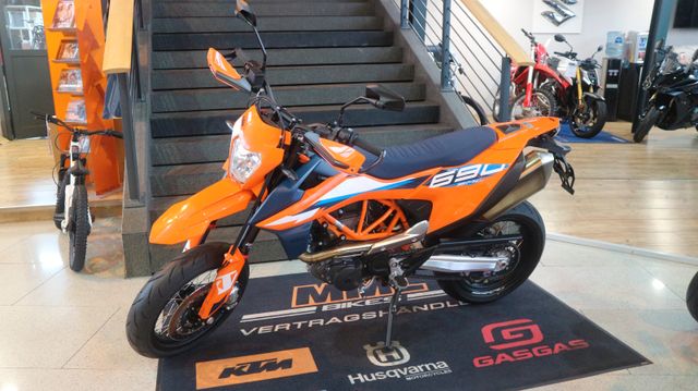 KTM 690 SMC-R*Nur 1586 Kilometer*