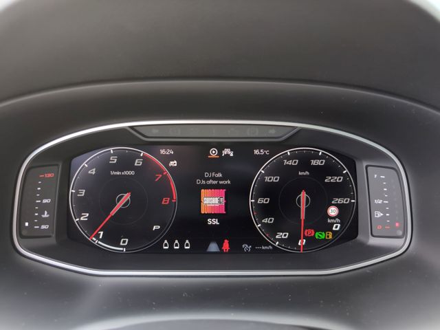 Ateca Xperience 1.5TSI DSG *AHK+NAVI+STANDHZG*  
