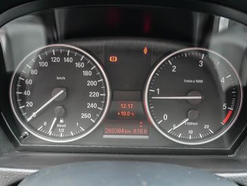 Fahrzeugabbildung BMW 320d XENON NAVI STANDHEIZUNG KOMFORTZUGANG