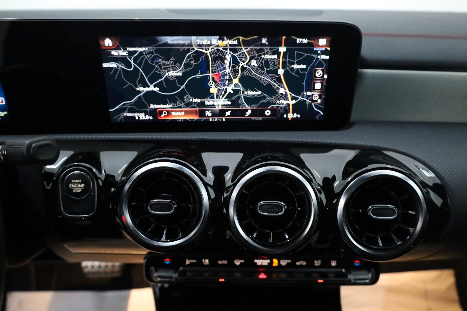 Fahrzeugabbildung Mercedes-Benz CLA 250e AMG Line Coupé Line T.Leder,Navi,LED,SH