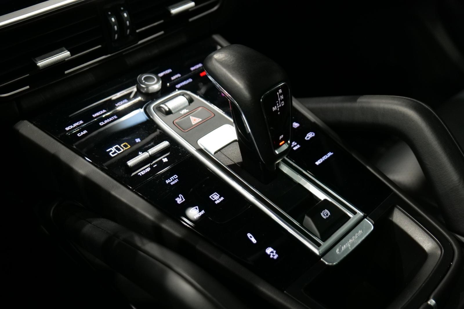 Porsche Cayenne Coupe E-Hybrid Platinum Edition*Chrono*