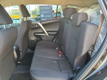 Toyota RAV 4 - 11