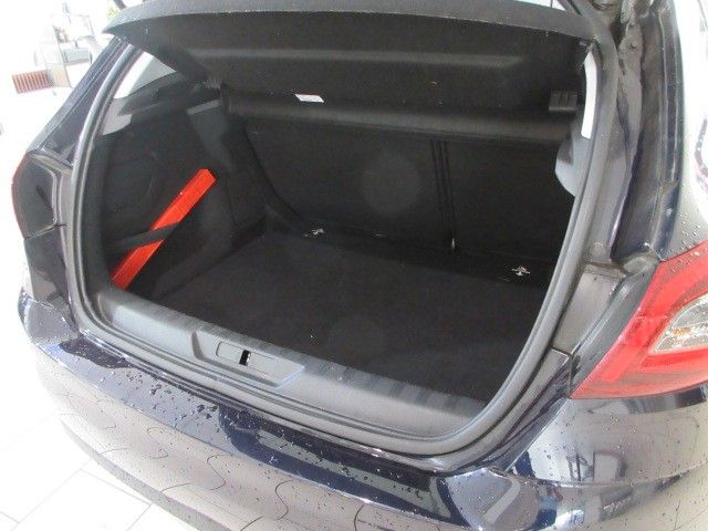 Fahrzeugabbildung Peugeot 308 Active 1.2T NAVI/LED/PDC/ALU/TEMPOMAT