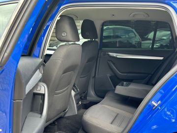 Skoda Octavia - 10