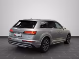 Audi Q7 55 TFSI quattro 250(340) kW(PS) tiptronic - Audi Q7: Silber