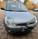 Ford Fiesta 1.6 16V Ghia Ghia - Ford Fiesta aus 2002: Ghia