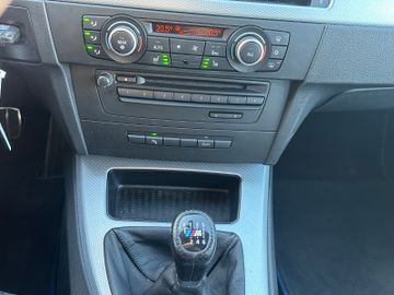 BMW 318i Touring Edition Sport M-Paket Alcantara E91 – Bild 12