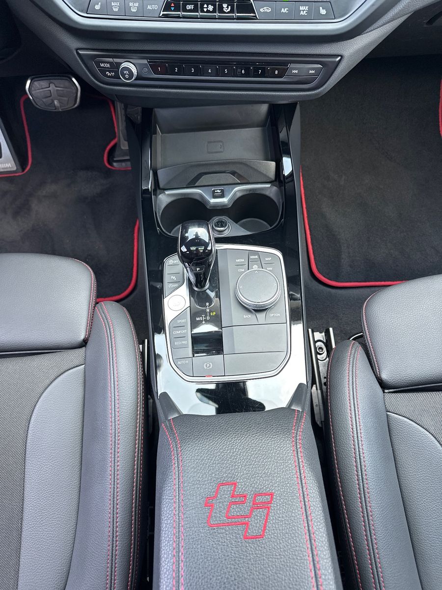 Fahrzeugabbildung BMW 128 ti Sport-Aut. NAV+LED+PANO+HUD+SHZ+PDC+DAB