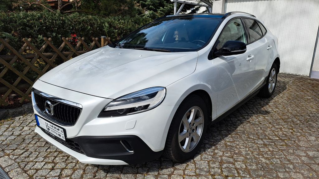 Image of Volvo V40 Cross Country