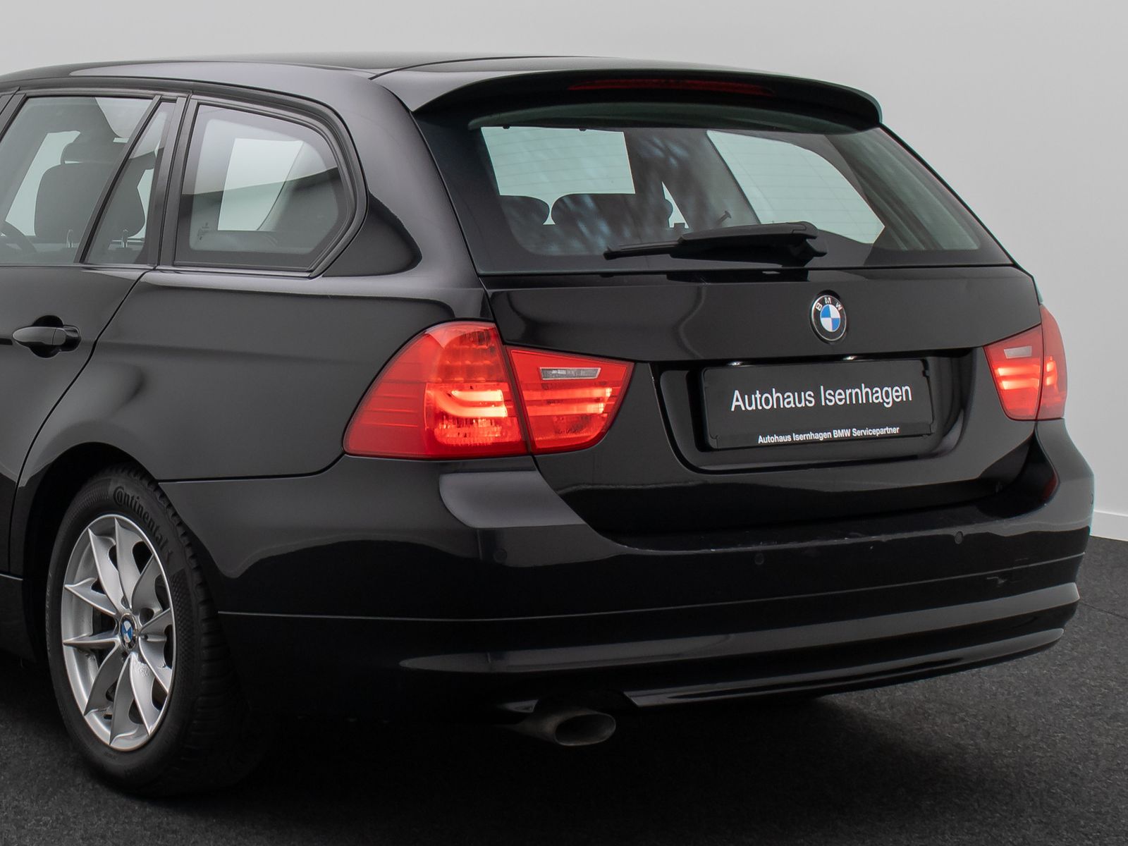 Fahrzeugabbildung BMW 318d GeschwindigReg PDC KlimaAut Freischprech