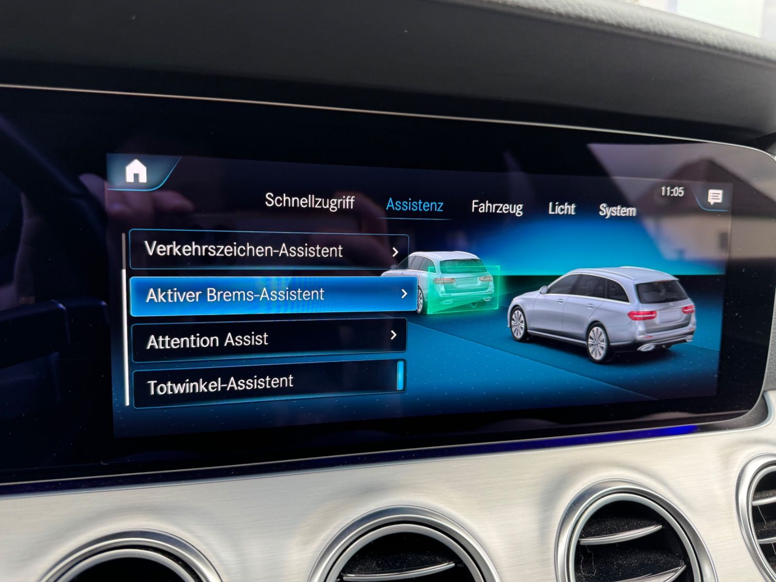 Fahrzeugabbildung Mercedes-Benz E 300 de/Plug-in/Leder/Ambiente/LED/360°Cam/SHZ/